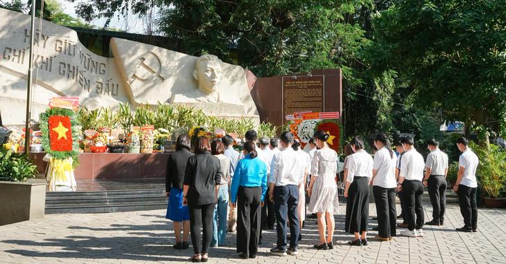Ngành y tế TPHCM tri ân các Anh hùng liệt sĩ, chăm sóc sức khỏe người có công- Ảnh 3.