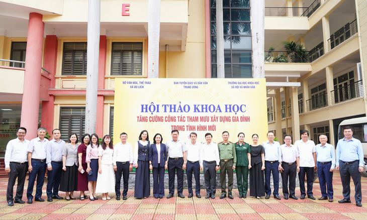 Xây dựng gia đình bền vững làm nền tảng cho sự phát triển của đất nước- Ảnh 4.