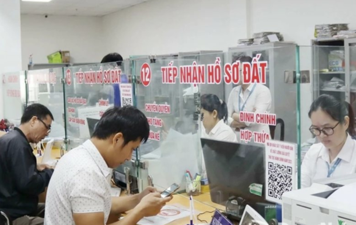 Chậm sang tên sổ đỏ 2026, người dân có thể bị phạt rất nặng- Ảnh 1.