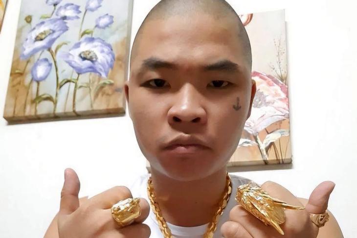 Công an đang xác minh vụ Khánh Sky đe dọa, chửi bới tại nhà 'Vua Quạt' - Ảnh 1.