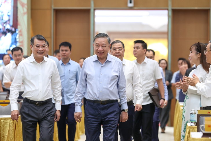 Tổng Bí thư, Chủ tịch nước Tô Lâm dự, chỉ đạo phiên họp Chính phủ và hội nghị với các địa phương- Ảnh 1.