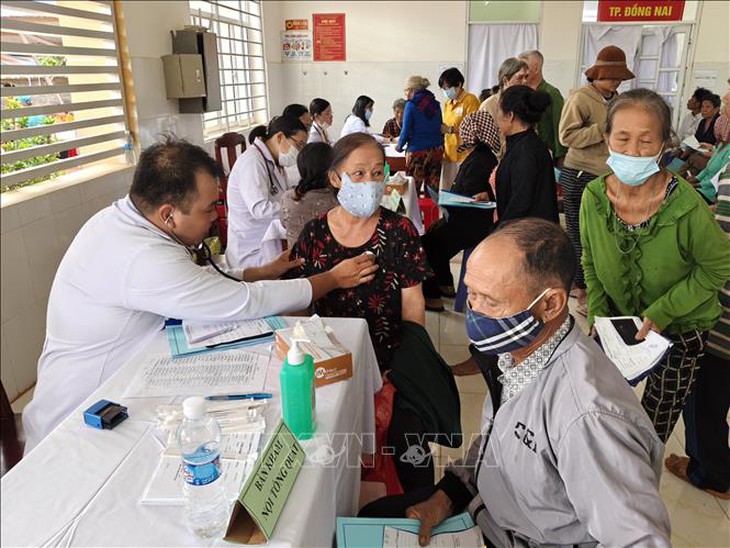 Hiện thực hóa chủ trương của Đảng, Nhà nước về chăm sóc sức khỏe nhân dân- Ảnh 1.