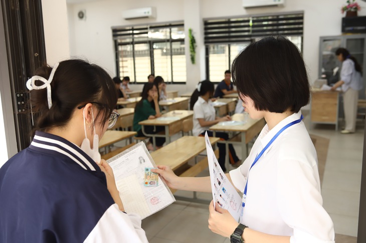 Phát hiện dấu hiệu bất thường ở điểm thi môn Toán tại Tuyên Quang- Ảnh 1.