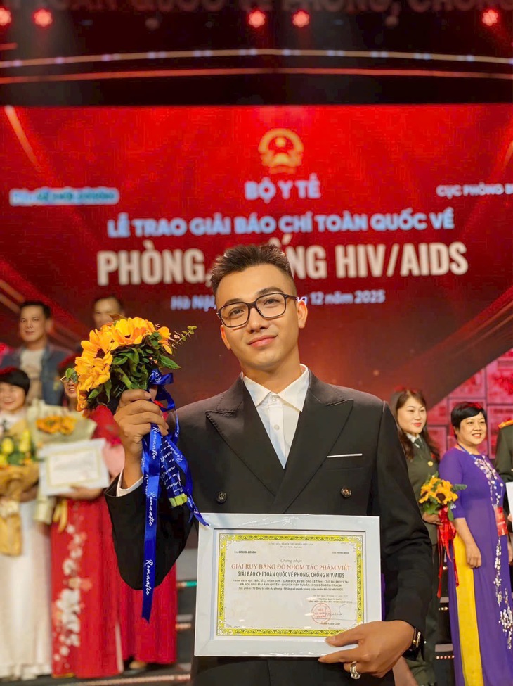 Nỗi lo gia tăng lây nhiễm HIV nhóm tân sinh viên của chàng trai trẻ vì cộng đồng- Ảnh 1.