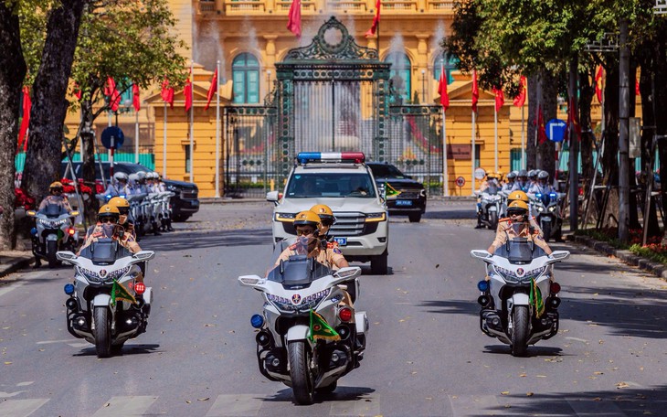 Hà Nội tạm cấm/hạn chế nhiều tuyến đường sáng 11/7, người dân cần tránh lộ trình này - Ảnh 1.