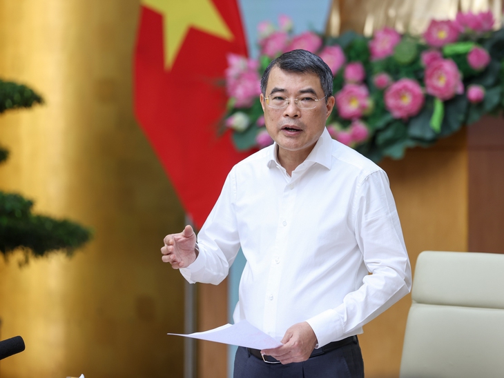 Thủ tướng yêu cầu đổi mới công tác thi đua, khen thưởng theo hướng thực chất, minh bạch- Ảnh 3.