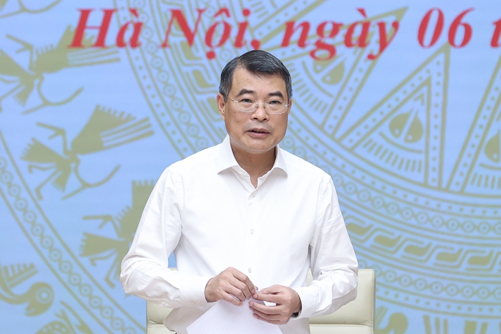 Thủ tướng yêu cầu đổi mới công tác thi đua, khen thưởng theo hướng thực chất, minh bạch- Ảnh 2.