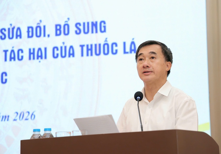 Thứ trưởng Trần Văn Thuấn: Đặt sức khỏe người dân lên ưu tiên cao nhất trong sửa Luật Phòng, chống tác hại thuốc lá- Ảnh 1.