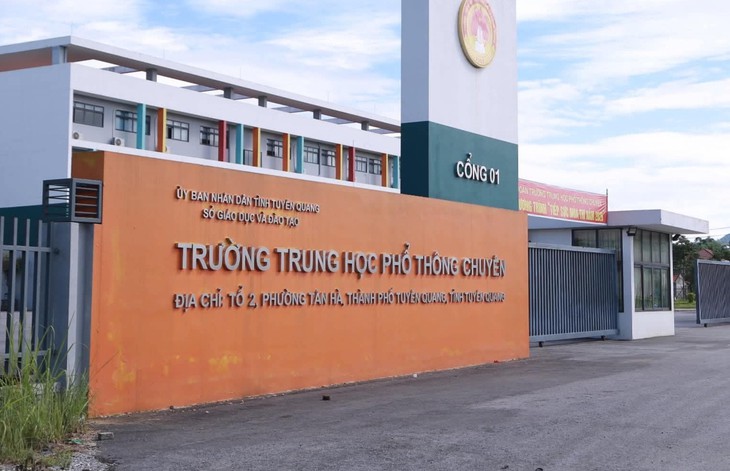 Phó Thủ tướng yêu cầu xử lý nghiêm vụ điểm toán bất thường tại trường THPT chuyên Tuyên Quang- Ảnh 1.
