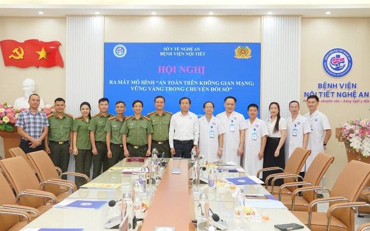 Câu lạc bộ 'Niềm tin số Nghệ An' đẩy lùi tin giả trên không gian mạng- Ảnh 7.