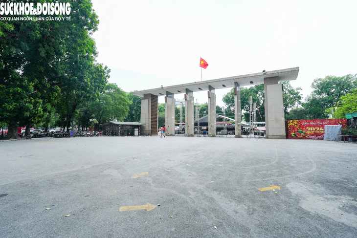 Cận cảnh khu vực sắp xây quảng trường cạnh Công viên Thống Nhất- Ảnh 2.