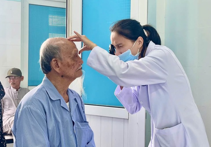 Việc khám sức khỏe định kỳ, khám sàng lọc miễn phí tại Quảng Trị được tổ chức ra sao?- Ảnh 2.