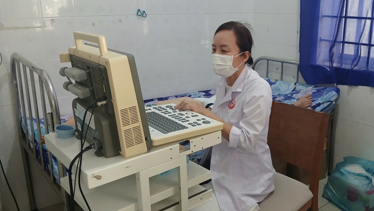Ra quân khám sức khỏe miễn phí cho người dân ở Khánh Hòa- Ảnh 5.