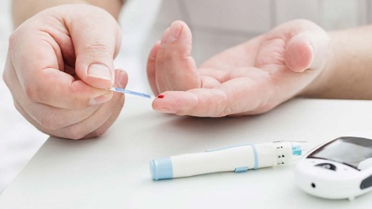 Nên làm gì để giảm chỉ số đường huyết?- Ảnh 1.