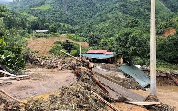 Cảnh báo mưa dông kèm lốc sét khu vực nội thành Hà Nội và các tỉnh phía Bắc- Ảnh 2.
