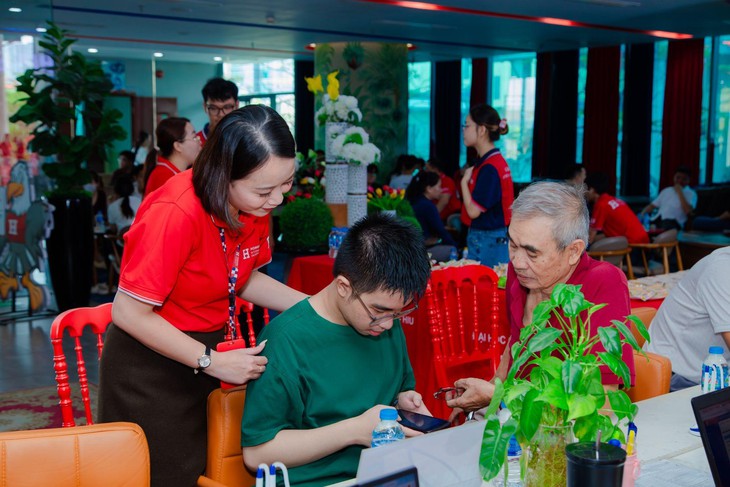 HIU công bố điểm sàn xét tuyển nhóm ngành sức khỏe, luật 2026 - Ảnh 1.