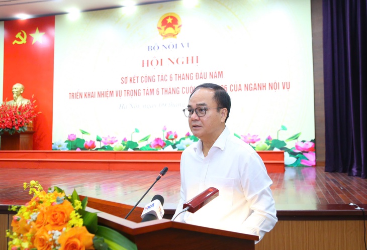 Bộ Nội vụ sẽ đề xuất nghị quyết mới về cải cách tiền lương, bảo hiểm xã hội- Ảnh 3.