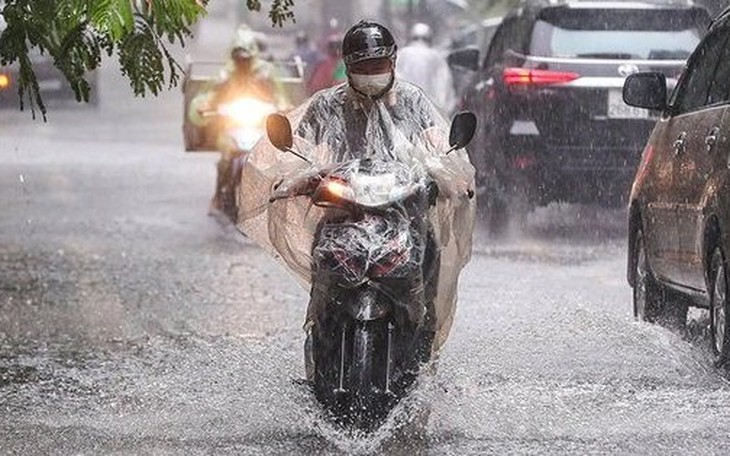 Xả lũ hồ thủy điện Hòa Bình ứng phó với mưa lớn cấp tập- Ảnh 2.