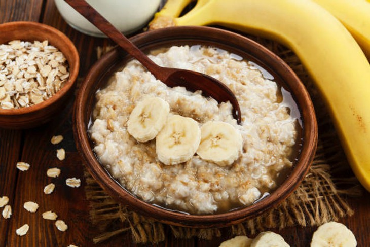 Cách ăn yến mạch tăng tối đa hiệu quả giảm cân và giảm cholesterol 'xấu' - Ảnh 1.