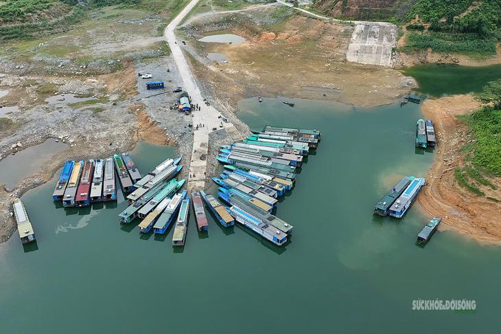 Khám phá thác Khuổi Nhi - dải lụa trắng giữa lòng hồ Na Hang 2026 - Ảnh 1.