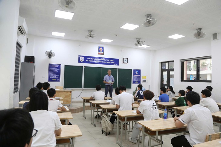 Hà Nội mở cổng đăng ký lớp 10 công lập bổ sung từ hôm nay- Ảnh 1.