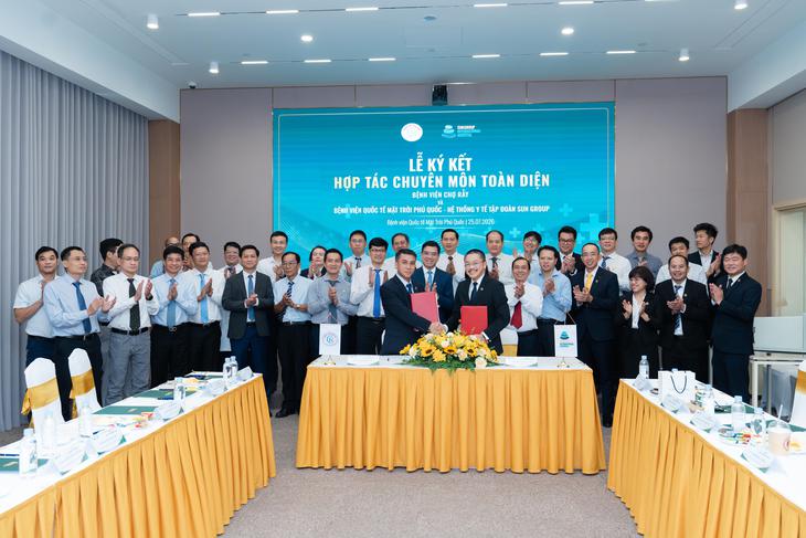 Bác sỹ Giám đốc bệnh viện Chợ Rẫy nói gì về việc hợp tác với Bệnh viện Mặt trời Phú Quốc- Ảnh 2.