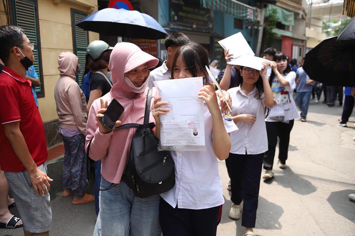 Khu vực nào có nhiệt cao nhất trong đợt nắng nóng ở miền Bắc? - Ảnh 1.