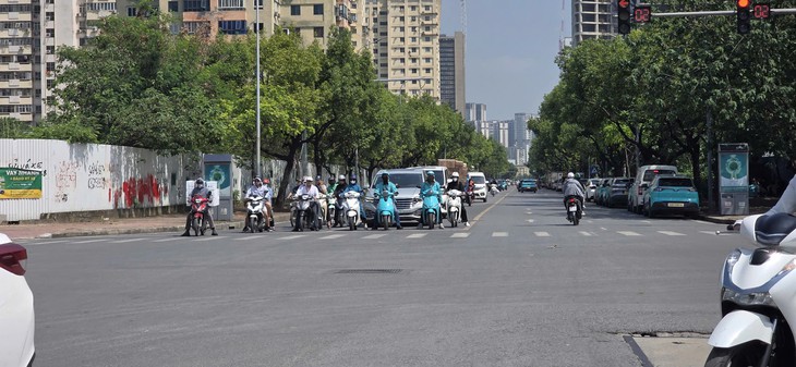 Tin vui: Nắng nóng thiêu đốt ở miền Bắc đang giảm nhẹ về cường độ- Ảnh 1.