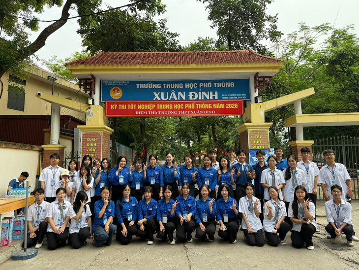 Hà Nội: Bức tranh làng khoa bảng giúp nam sinh Xuân Đỉnh đạt gần điểm tuyệt đối, đỗ ĐH Kiến trúc - Ảnh 1.