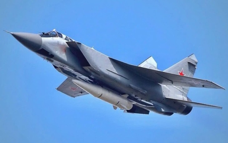 Ukraine vén màn bí mật bên trong tên lửa Kinzhal mới của Nga- Ảnh 2.