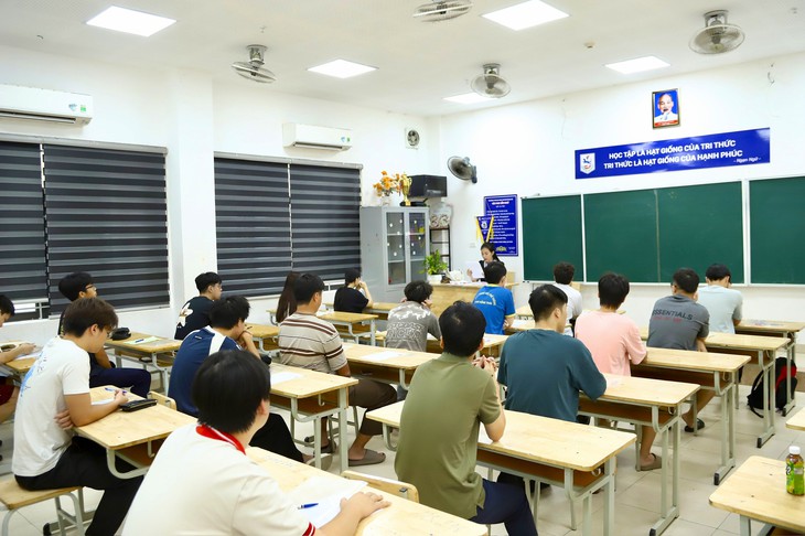 Phạt đến 75 triệu đồng đối với hành vi gian lận thi cử- Ảnh 1.