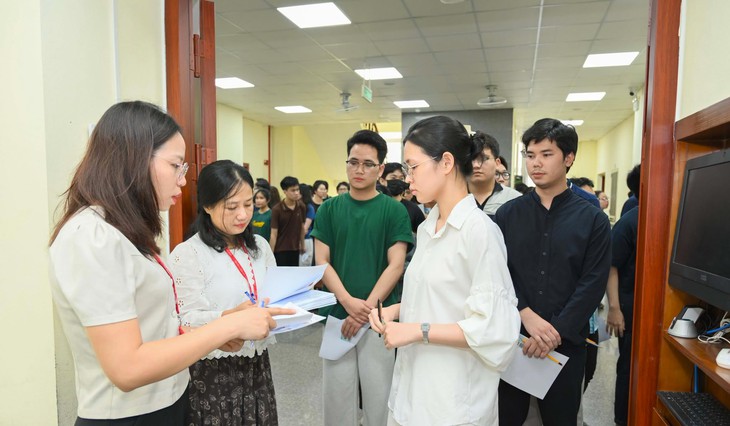Gần 1.900 thí sinh dự thi Sau đại học Trường Đại học Y Hà Nội- Ảnh 2.