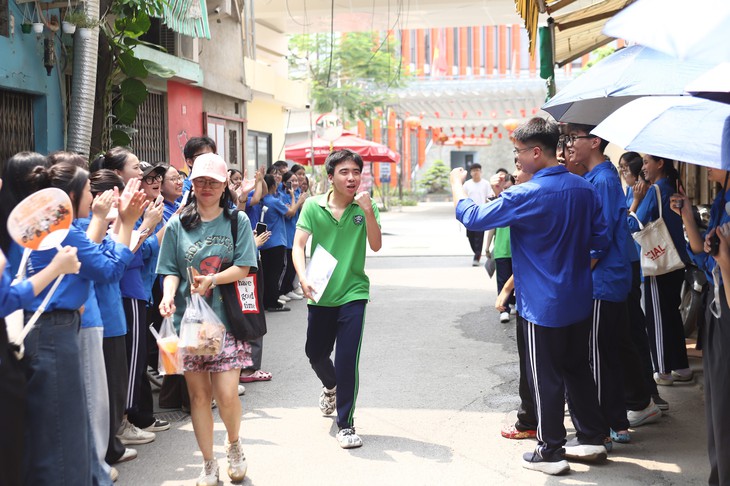 Miền Bắc sắp đón đợt mưa dông mạnh giải nhiệt nắng nóng gay gắt- Ảnh 1.