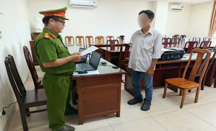 Khởi tố đối tượng chiếm đoạt tiền trả góp máy lọc nước của khách hàng - Ảnh 1.