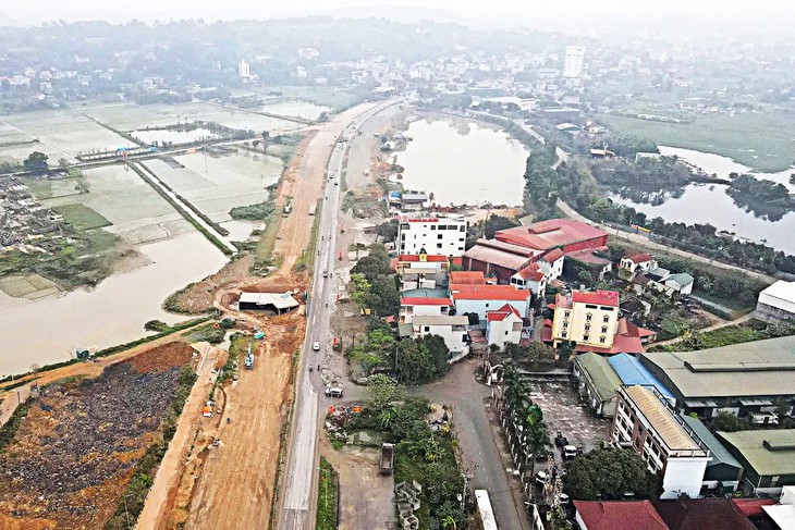 Vì sao thi công Quốc lộ 6 đoạn qua chỗ làm, chỗ bỏ?- Ảnh 2.