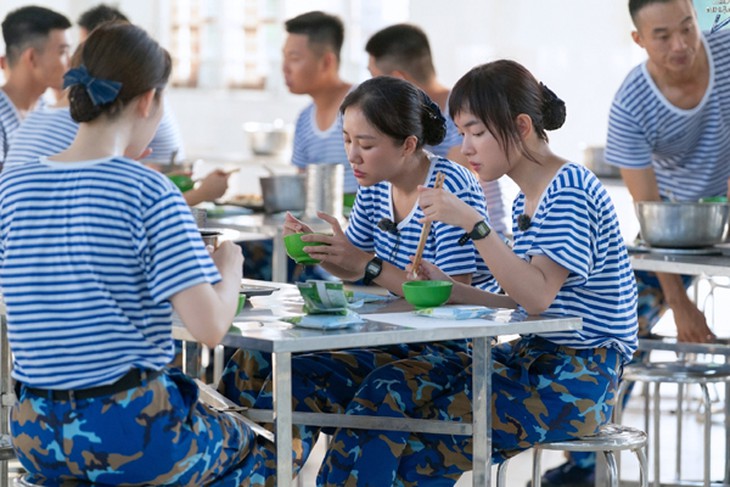 Quốc Trường, Văn Mai Hương xúc động khi tham gia 'Sao nhập ngũ' - Ảnh 3.