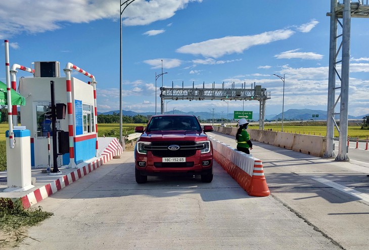 Cao tốc Quảng Ngãi - Nha Trang thu phí: Tài xế cần tránh lỗi gì khi qua trạm?- Ảnh 2.