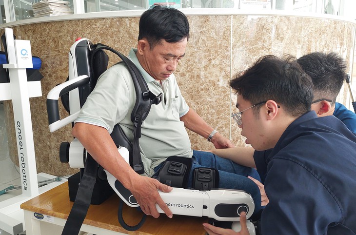 Robot phục hồi chức năng: Mở triển vọng mới đến người bệnh - Ảnh 2.