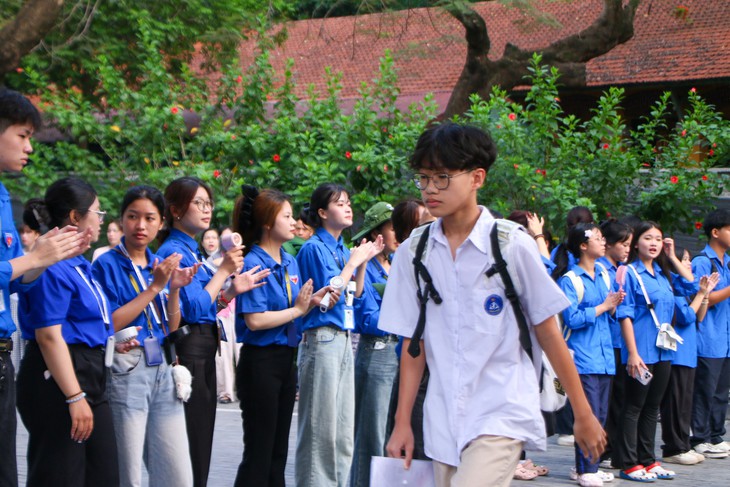 Bỏ môn thi thứ ba vào lớp 10 có giảm tải thi cử thực chất?- Ảnh 1.