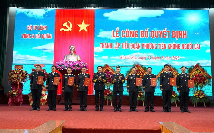 Lữ đoàn 167 Hải quân chăm lo đời sống cán bộ chiến sĩ trong dịp nghỉ lễ- Ảnh 3.