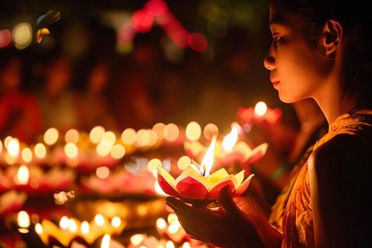 Tháng 7 âm lịch năm 2026 thường được biết đến là tháng Cô hồn, khiến nhiều người lo ngại về những điều không may. - Ảnh 1.