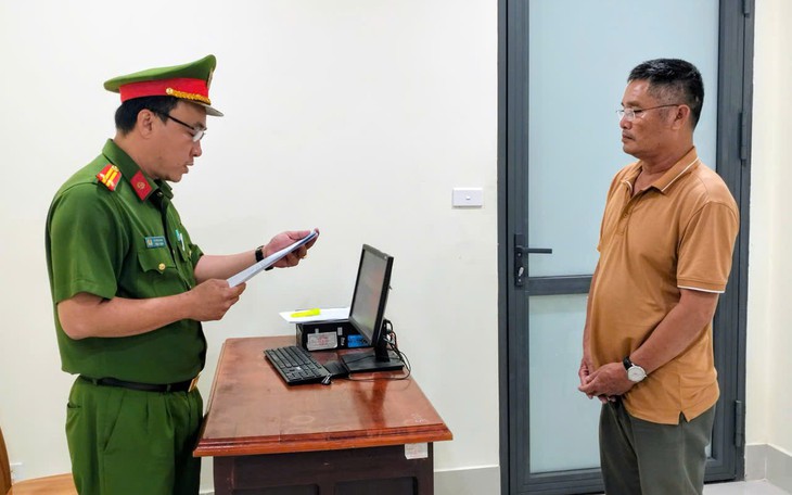 Tạm giữ hình sự Enola Iugai để điều tra hành vi trộm hơn 500 triệu đồng  - Ảnh 2.