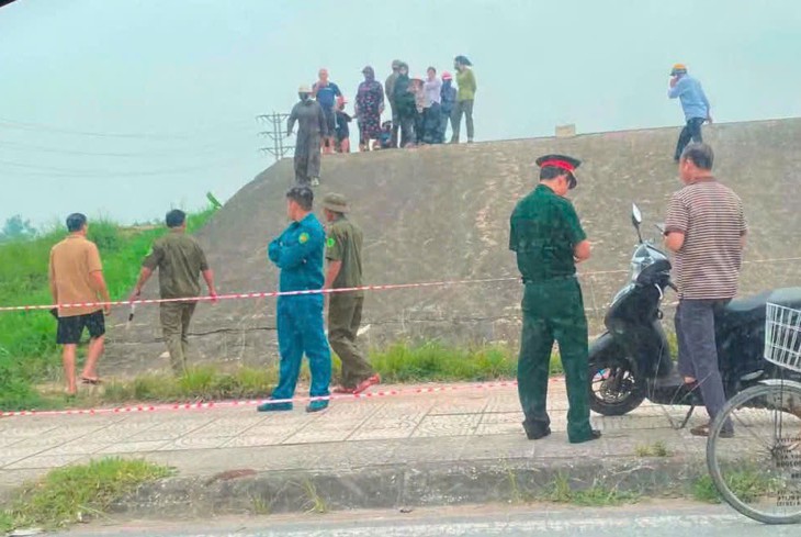 Tá hỏa phát hiện nữ hiệu trưởng mầm non tử vong dưới mương nước- Ảnh 1.