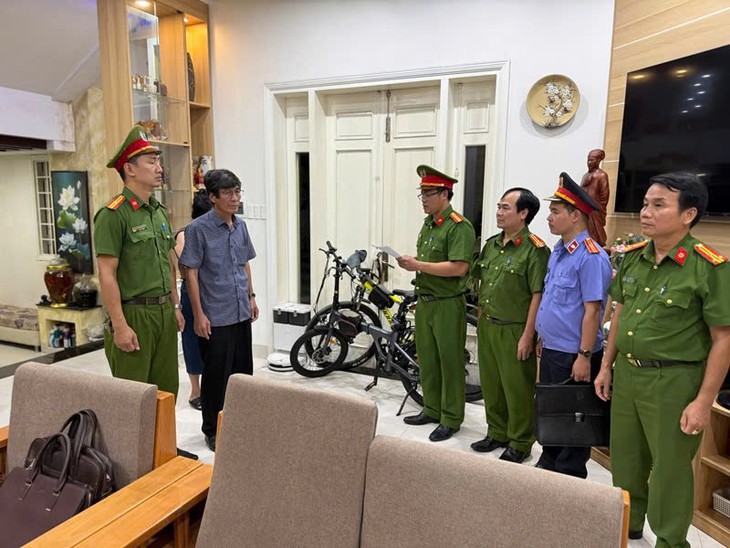 Vì sao một Giám đốc Ban Quản lý dự án ở Huế bị khởi tố?- Ảnh 1.