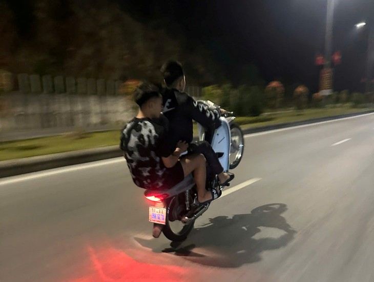 Đề nghị truy tố 13 thanh thiếu niên gây rối trật tự công cộng tại Quảng Ninh- Ảnh 2.