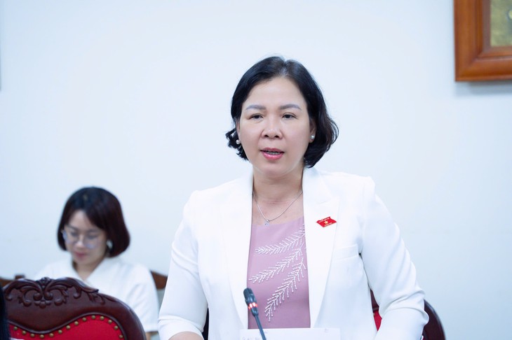 Sửa Luật Đất đai: Đề xuất miễn, giảm tiền sử dụng đất cho phụ nữ yếu thế- Ảnh 5.
