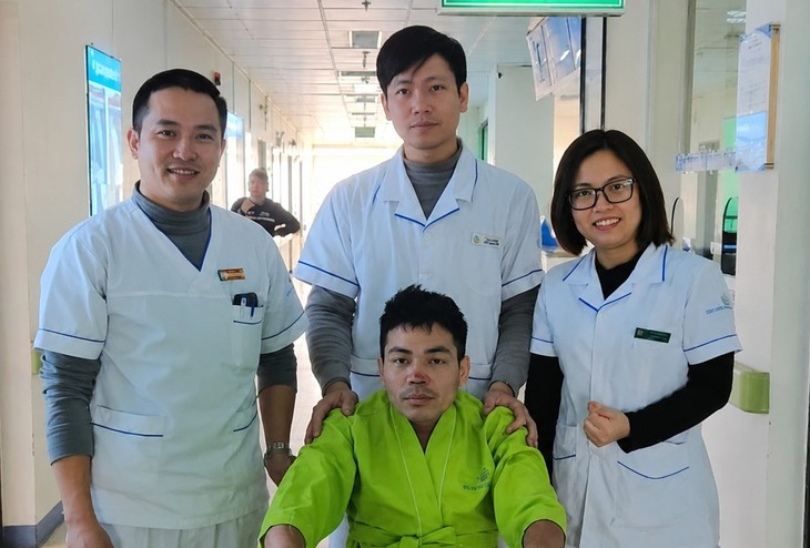 Công nghệ rút ngắn khoảng cách tiếp cận kỹ thuật y tế cao ở Lào Cai- Ảnh 1.