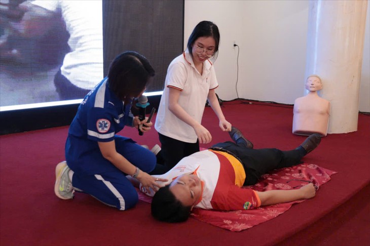 Cấp cứu ngoại viện: Để "thời gian vàng" không còn bị bỏ lỡ - Ảnh 1.