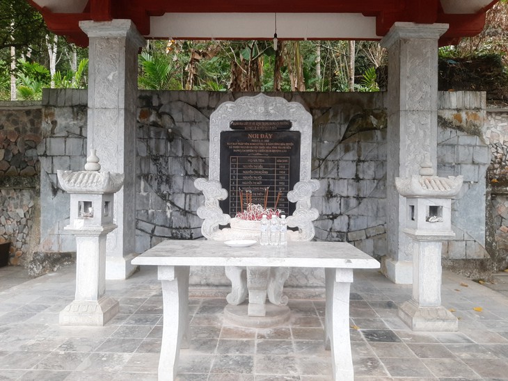Hang Co Phương, nơi các liệt sĩ nằm lại giữa lòng núi mẹ - Ảnh 2.