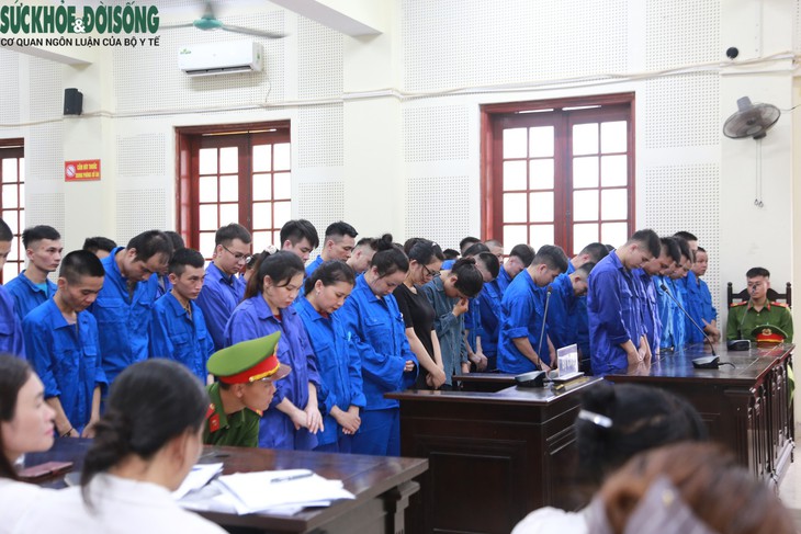 Đường dây lừa đảo qua mạng hơn 71 tỷ đồng, 48 bị cáo lĩnh án- Ảnh 1.